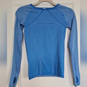 Ivivva (Lululemon) Girls 10 Blue Seamless Athletic Top Thumbholes Yoga Gym